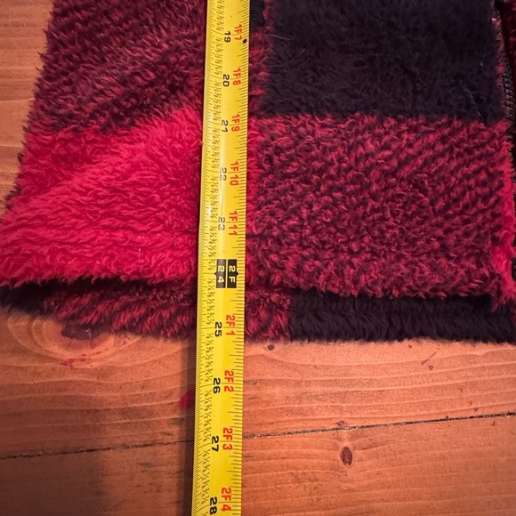 Stillwater supply co. Plaid Fleece Vest in Red and Black womens medium - Picture 5 of 12
